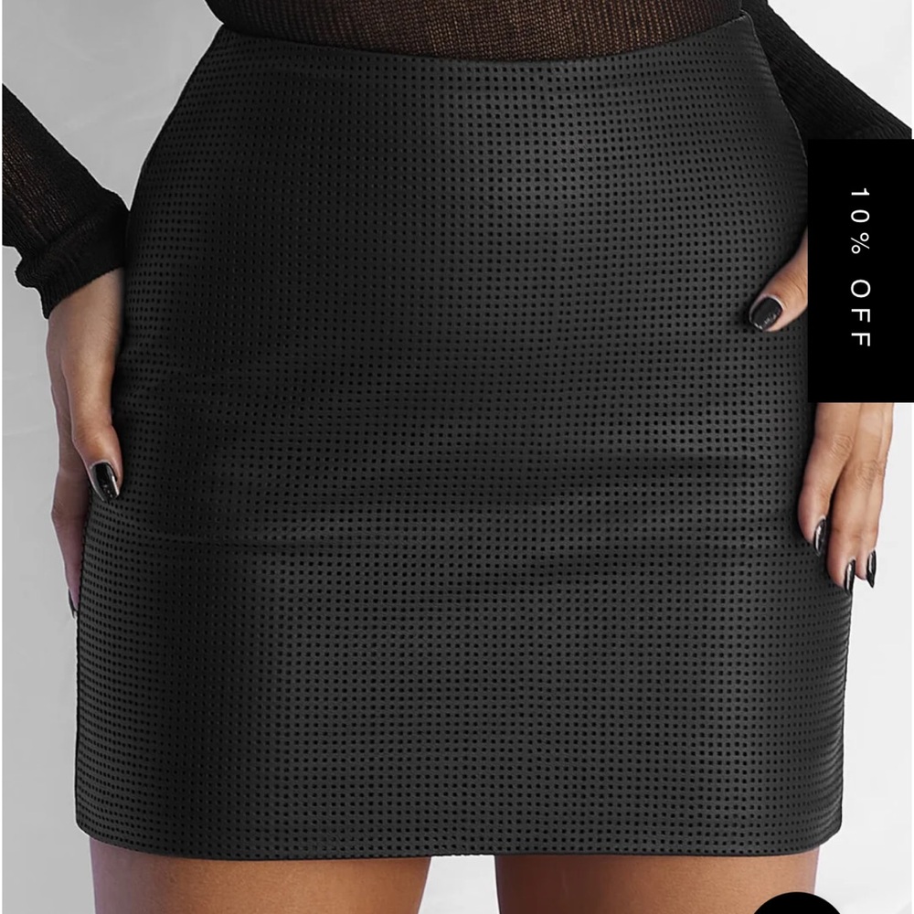 Leather mini skirt- All Things Golden - Picture 7 of 9